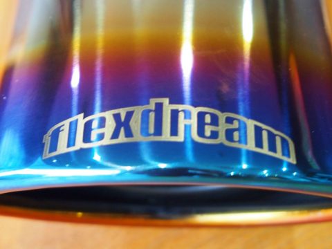 flexdreamオリジナル200系ハイエース　マフラーカッター